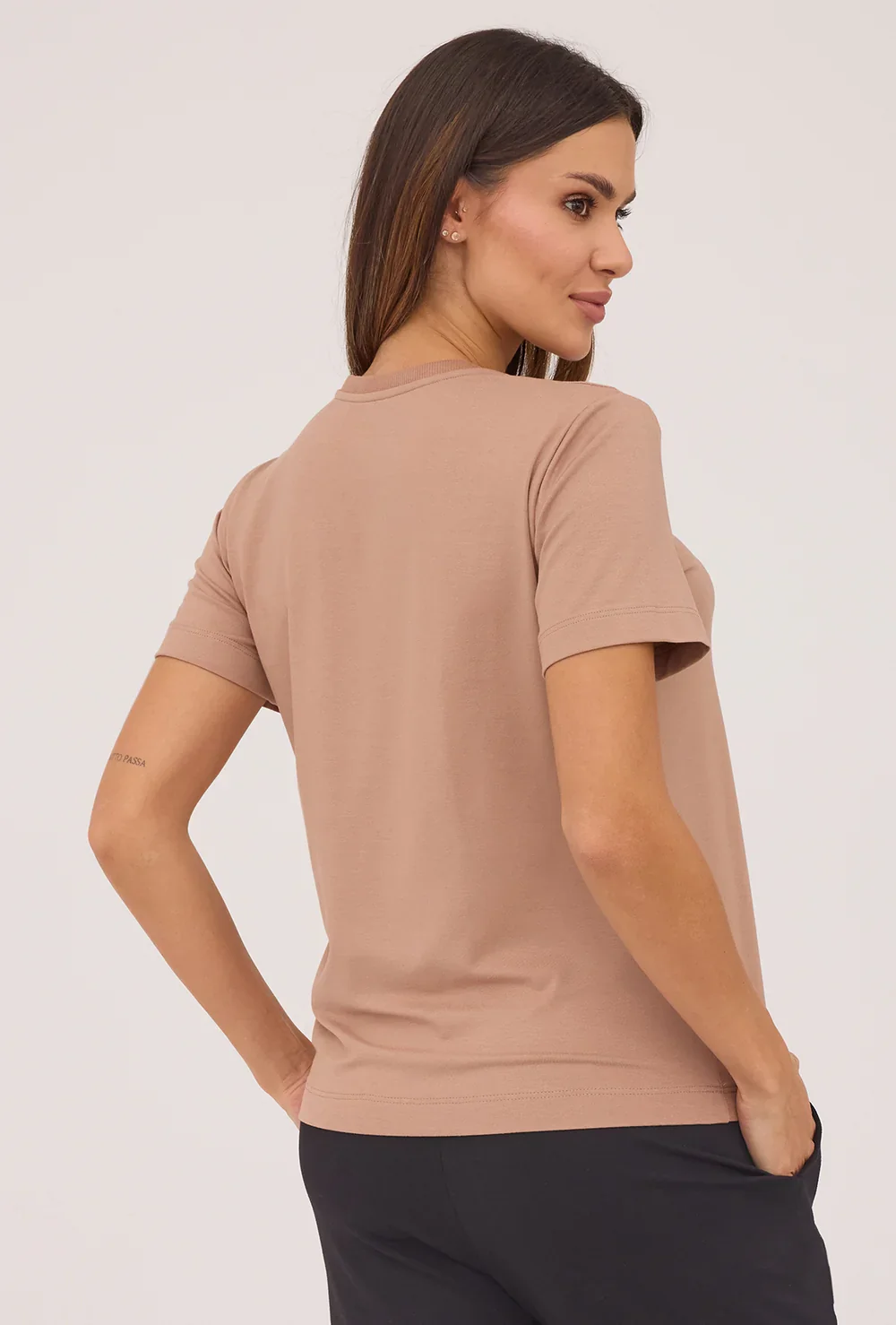 Basicowy T-shirt Best - Image 8