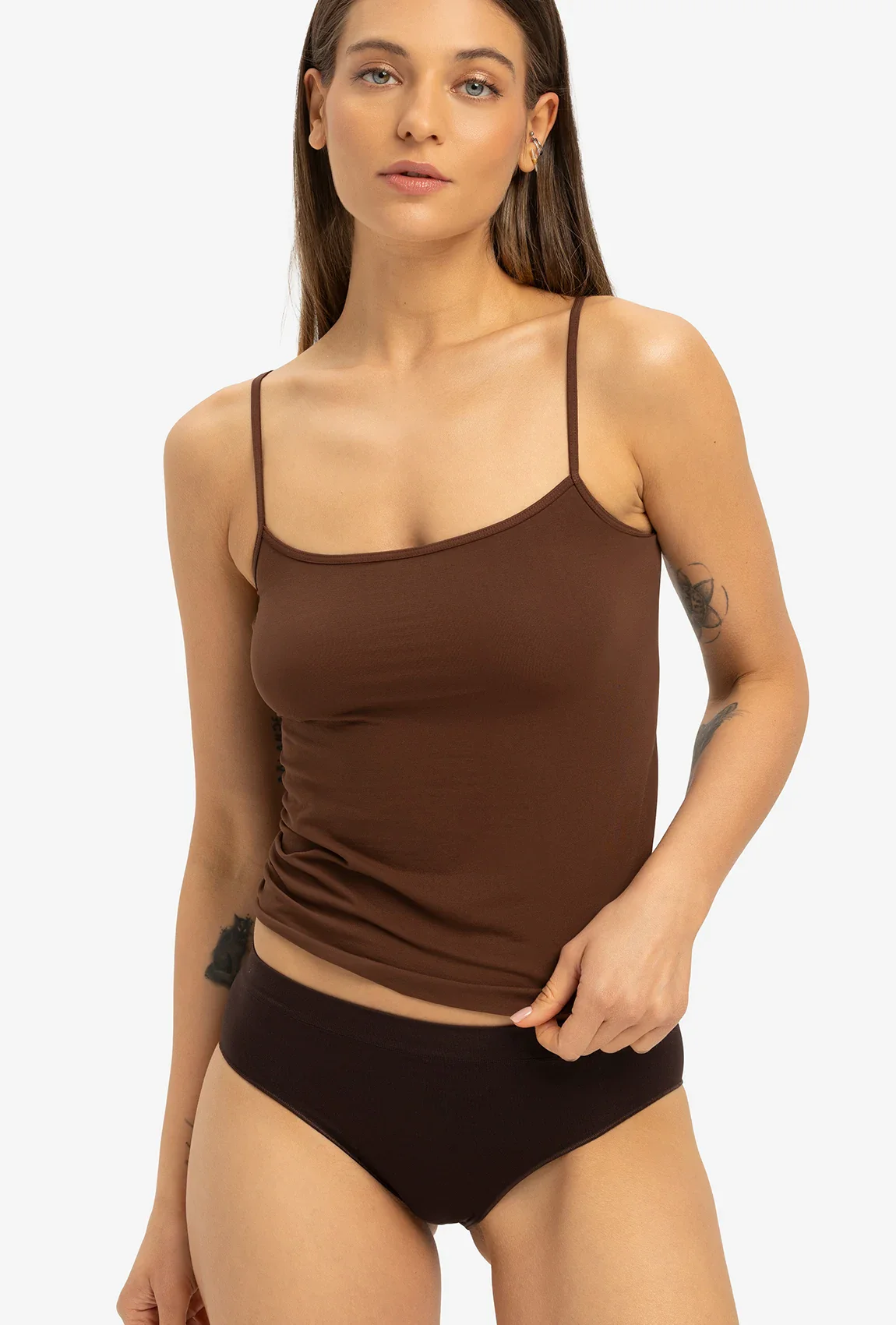 Brązowa bluzka na cienkich ramiączkach Camisole - Image 3