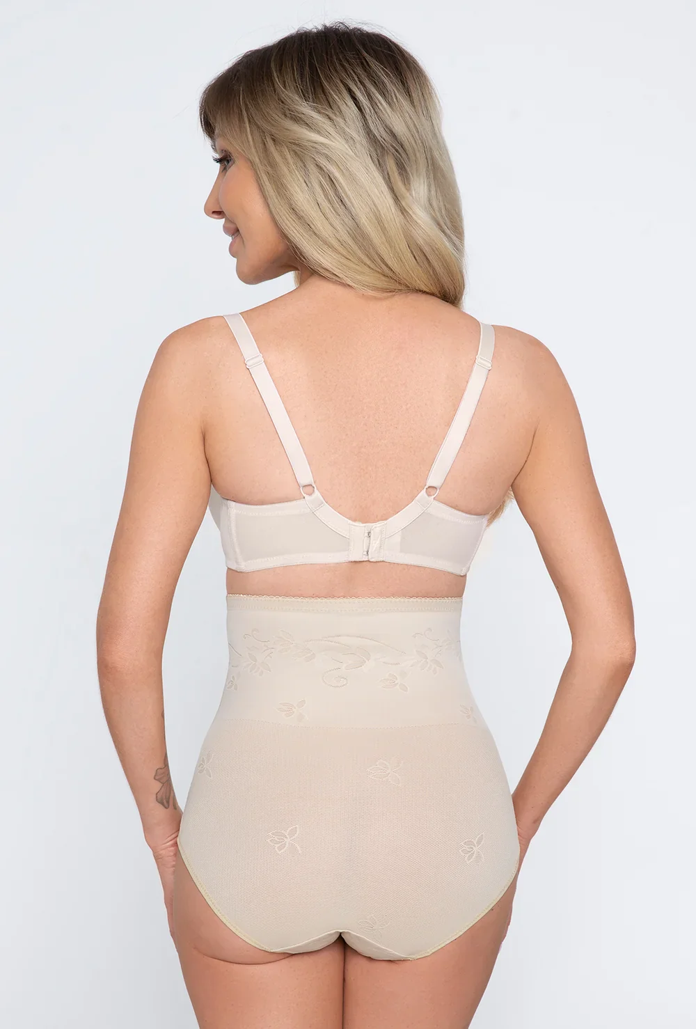 Modelujące majtki bikini z wysokim stanem Corrective - Image 3