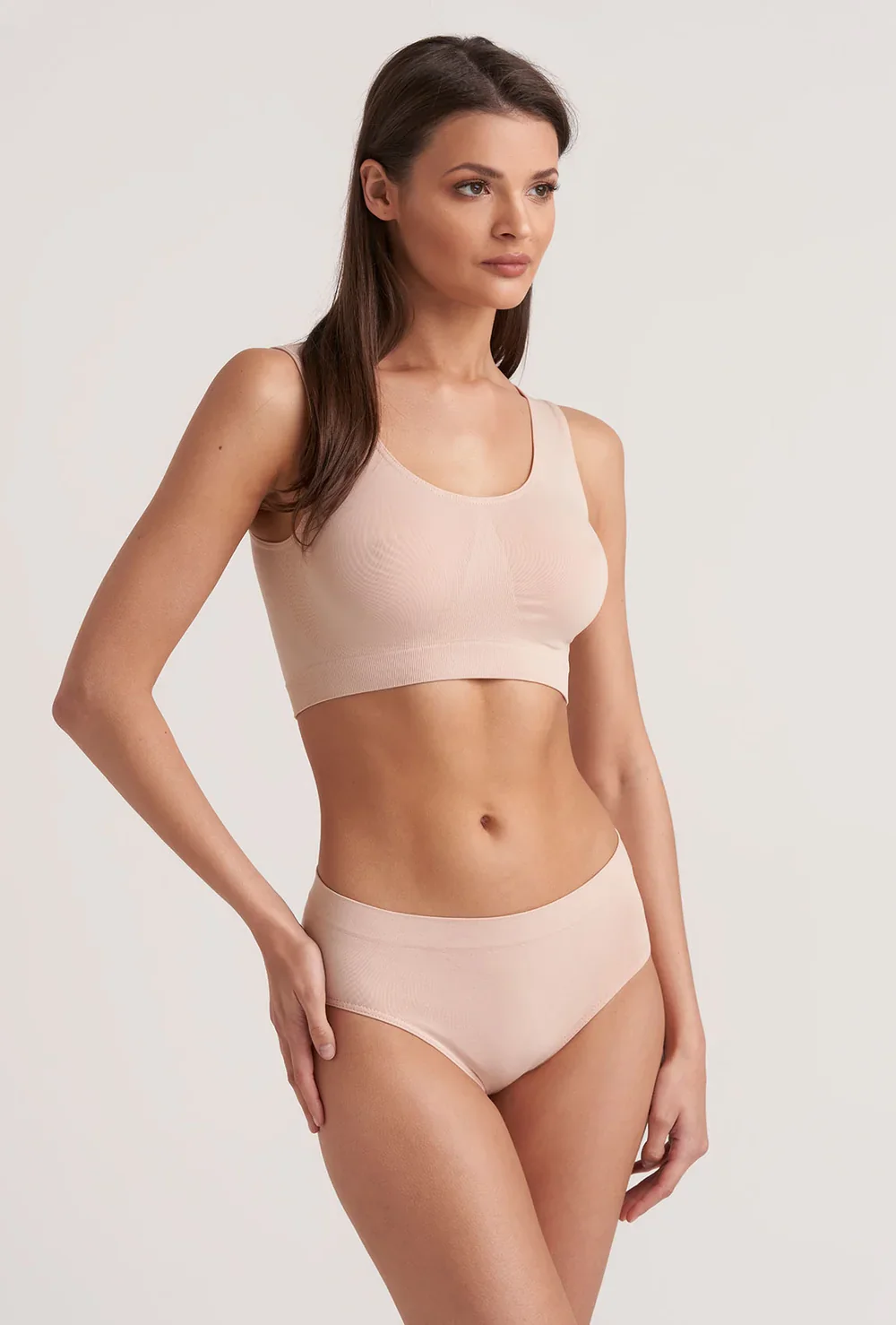 Sportowy top Q-Eko - Image 3