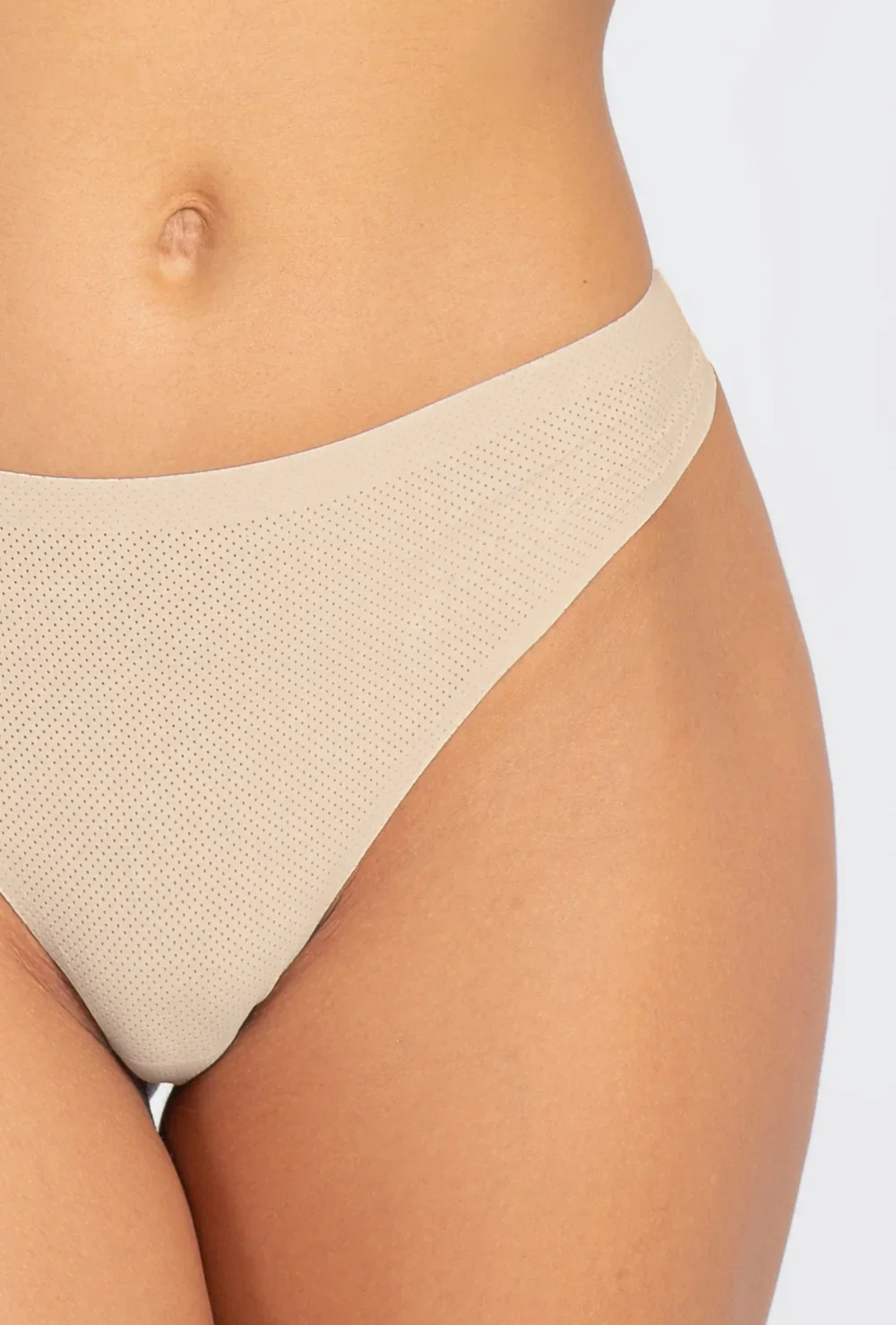 Stringi z oddychającego materiału Sport Softi - Image 2